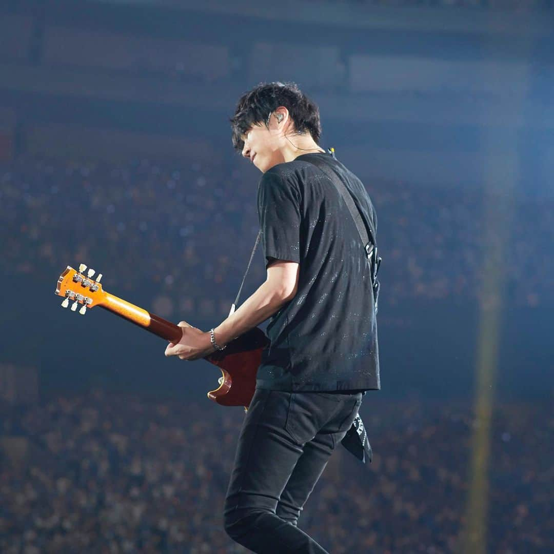 BUMP OF CHICKENさんのインスタグラム写真 - (BUMP OF CHICKENInstagram)「#BUMPOFCHICKEN TOUR 2019 #auroraark at KYOCERA DOME OSAKA Photo by @yoshiharuota」9月20日 12時39分 - bumpofchickenofficial