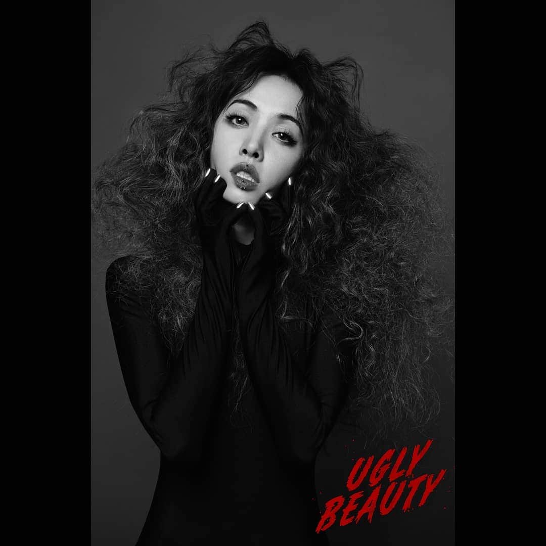 のインスタグラム：「The Feast of the broken hearts- -UGLY BEAUTY WORLD TOUR」