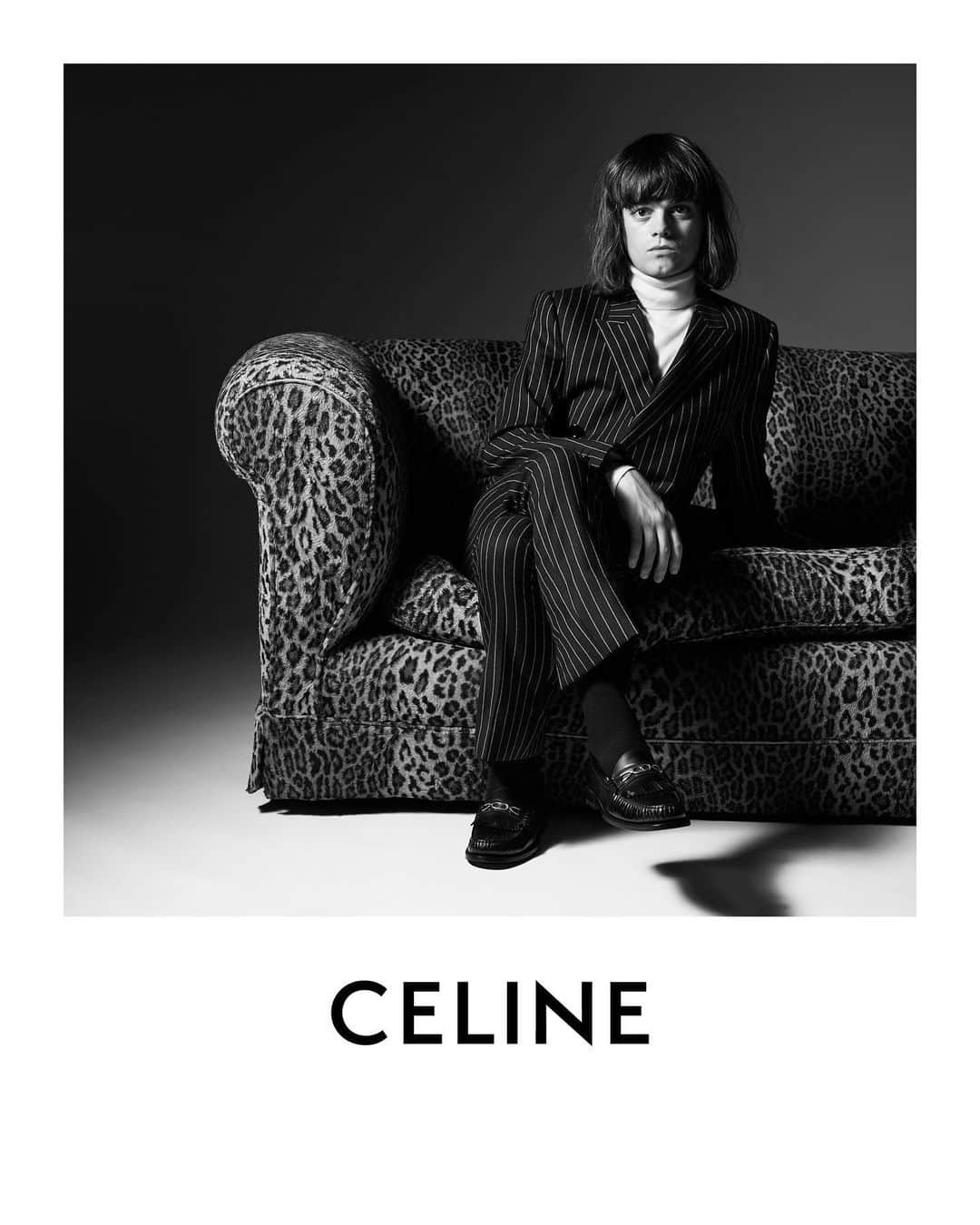 Celineさんのインスタグラム写真 - (CelineInstagram)「CELINE PORTRAIT PORTRAIT OF A PERFORMER WILL FROM FUR PHOTOGRAPHED BY @HEDISLIMANE IN JUNE 2019 ⠀⠀⠀⠀⠀⠀ #CELINEBYHEDISLIMANE #CELINEPORTRAIT」9月21日 0時17分 - celine