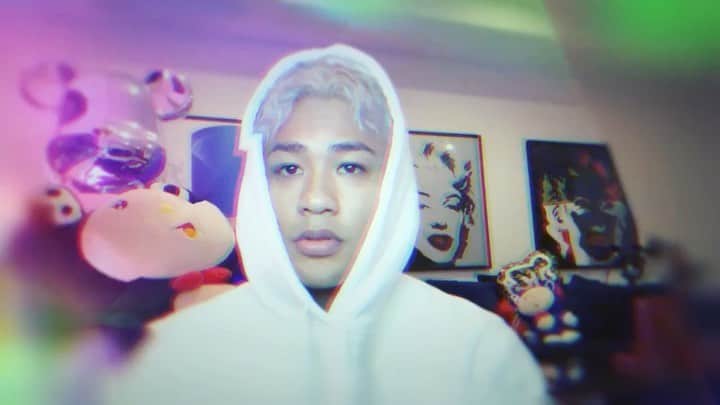 ELLYのインスタグラム：「Message」