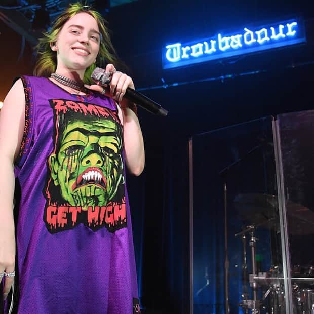 ロブ・ゾンビのインスタグラム：「@billieeilish did a secret show at the Troubadour the other night sporting a Zombie GET HIGH shirt. Right on! #billieeilish #thetroubadour #robzombie #gethigh」