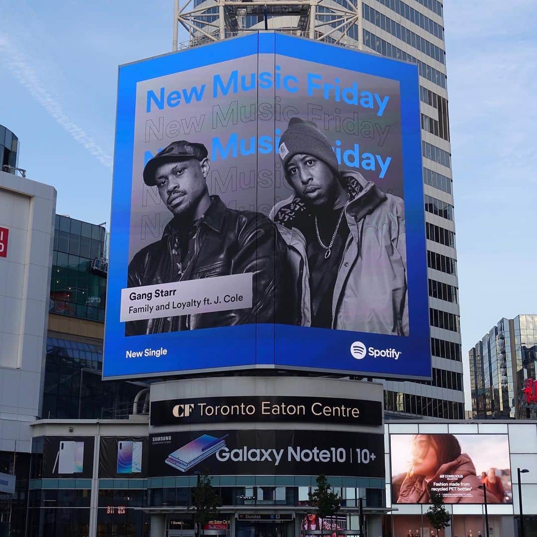 DJプレミアさんのインスタグラム写真 - (DJプレミアInstagram)「WOW! WE'VE GOT TORONTO POPPIN'... HIP HOP GOT US HERE... @gangstarr  THANK YOU @spotify... THANK YOU @chimodu  THANK YOU @realcoleworld  THANK YOU @ianschwartzman  THANK YOU SUPPORTERS OF THE GANG STARR BRAND! WE LOVE EACH AND EVERY ONE OF YOU! GURU WE MISS YOU BROTHER!!! R.I.P. GURU 🙏🏾」9月21日 1時16分 - djpremier