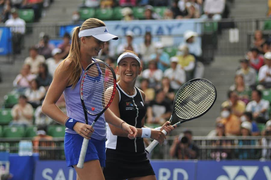 杉山愛さんのインスタグラム写真 - (杉山愛Instagram)「🎾東レPPO 2009🎾 最後のシングルスはまさかのリタイアでしたが…😢 その後なんとか体調復活✨ ダブルスは準優勝でした😆 ダニエラと最後まで組めて🎾幸せな時間でした❤️」9月20日 17時04分 - aisugiyamaofficial