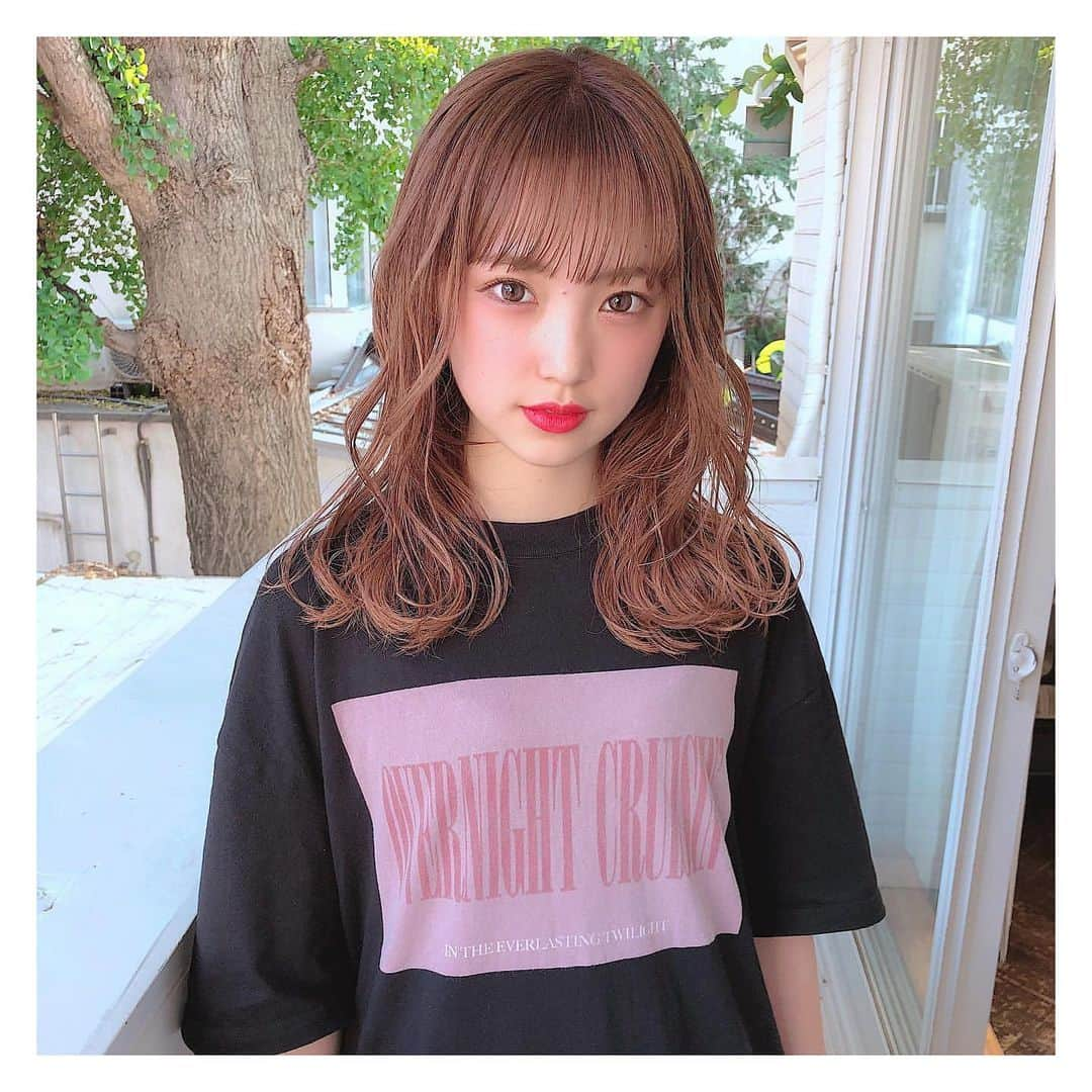 唐沢憲司さんのインスタグラム写真 - (唐沢憲司Instagram)「ありがとう✂️✨ @mnm.0623 * @logbyurealm さんへ☺︎ 私のおすすめな美容室(＾ν＾) 居心地良ければカラーも最高なの🎖 @log_kenjikarasawa  いつもありがとうございます🥰」9月20日 17時41分 - log_kenjikarasawa