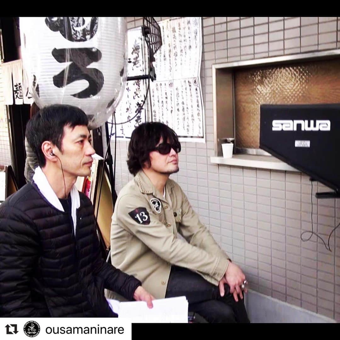 オクイシュージさんのインスタグラム写真 - (オクイシュージInstagram)「#Repost @ousamaninare with @make_repost  若干俺の顔が白いのは 寝てないからさ！ ・・・ 映画「王様になれ」本日より関西での上映がスタートいたします！そして明日21日より3日間、連日各地で舞台挨拶もございます。ぜひ劇場にお越しくださいませ。 写真はモニターをみつめるさわおさん＆オクイ監督コンビ。大阪・京都・名古屋はこの2人でお邪魔します。  イベント情報のご案内です（9/20時点）↓ 日時：9月21日（土）12:10の回（完売）/14:45の回（完売） 場所：シネマート心斎橋 登壇者：山中さわお、オクイシュージ監督  日時：9月21日（土）16:00の回　※当日AM8:50頃より劇場窓口販売開始 場所：京都シネマ 登壇者：山中さわお、オクイシュージ監督  日時：9月22日（日）11:15の回（完売） 場所：伏見ミリオン座 登壇者：山中さわお、オクイシュージ監督  日時：9月22日（日）16:00の回（完売）　 場所：川崎チネチッタ 登壇者：the pillows（山中さわお、真鍋吉明、佐藤シンイチロウ）  NEW!! 日時：9月23日（月・祝）14:30の回　※9/21AM0:00よりオンライン販売スタート 登壇者：オクイシュージ監督（トーク後サイン会あり）  日時：9月29日（日）17:00の回（完売） 場所：ユナイテッド・シネマ札幌 登壇者：山中さわお  詳しくは映画公式サイトをご確認ください。  #王様になれ #thepillows #ピロウズ  #30周年記念映画  原案・音楽 #山中さわお  監督・脚本 #オクイシュージ  キャスト #岡山天音 #後東ようこ #岩井拳士朗 #奥村佳恵 #野口かおる #岡田義徳  ゲストミュージシャン #teru #jiro #ホリエアツシ #thekebabs #ナカヤマシンペイ #日向秀和 #高橋宏貴 #SHISHAMO #casablanca #thebohemians #宮本英一 #藤田恵名 #有江嘉典 #絶賛公開中」9月20日 17時48分 - shujiokui