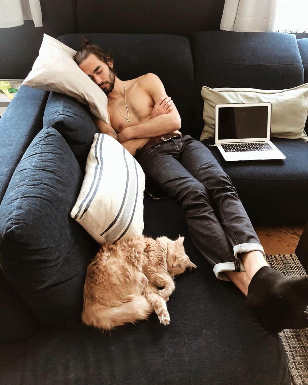 NICOLAS SIMOESのインスタグラム：「When you expected to work and failed 😅」