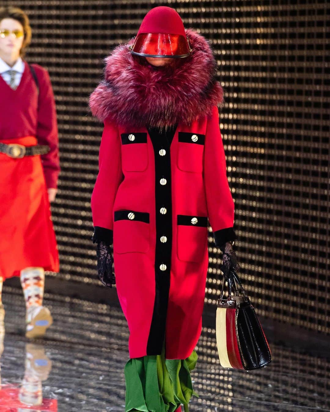 DOVER STREET MARKET GINZAさんのインスタグラム写真 - (DOVER STREET MARKET GINZAInstagram)「New items from Gucci AW19 Collection has arrived at Dover Street Market Ginza 3F @gucci @doverstreetmarketginza #doverstreetmarketginza #DSMG #Gucci」9月20日 18時02分 - doverstreetmarketginza