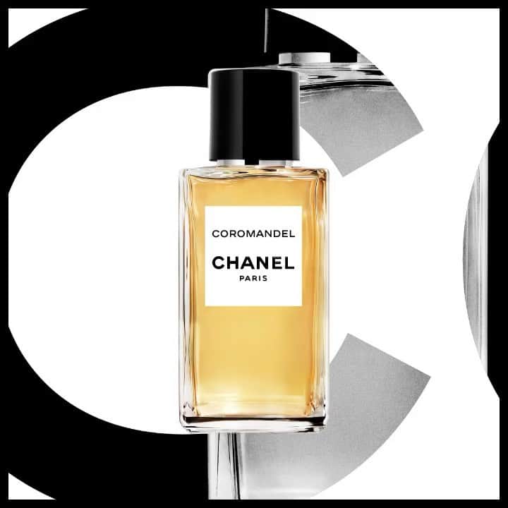 のインスタグラム：「COROMANDEL. An intensely ambery oriental accord, heightened with patchouli, frankincense and benzoin. A soft and voluptuous embrace. #LesExclusifsdeChanel #ChanelFragrance」