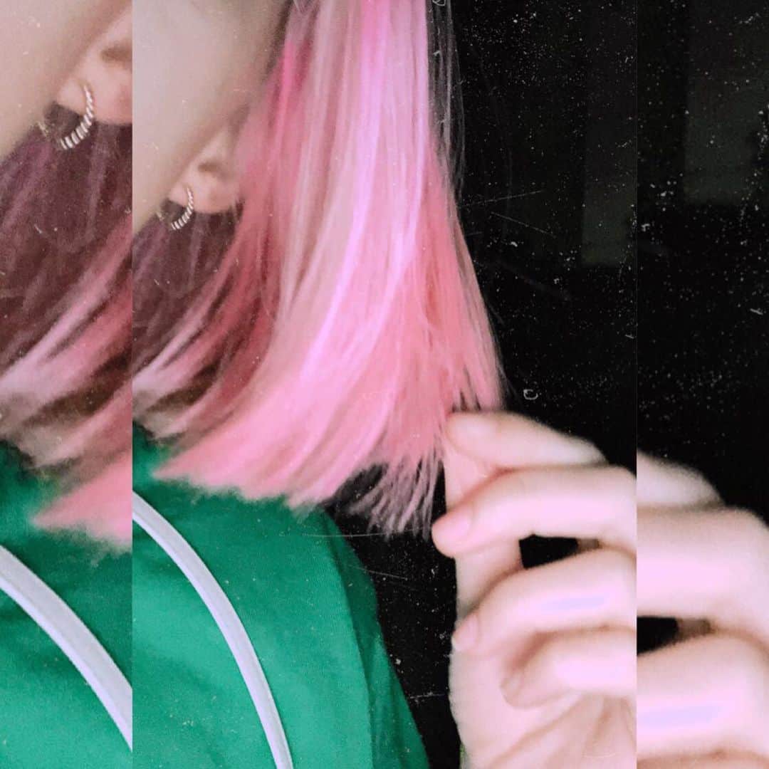 ステファニー・ミチョヴァさんのインスタグラム写真 - (ステファニー・ミチョヴァInstagram)「😋🌸 straight out of fifth element 😂」9月20日 18時25分 - stefaniemichova