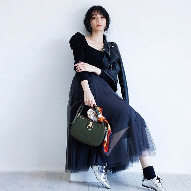 西村円花のインスタグラム：「▷▷▷swipe▷▷▷ ・ ・ ・ @nano_bag_official  #nano_bag  #nagolic」