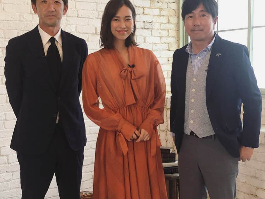 紺野ゆりさんのインスタグラム写真 - (紺野ゆりInstagram)「⭐️テレビ情報⭐️ 今週は3つ放送されます💜 みてね〜(*^^*) * * ★ゴルラボTV★ -BS-TBS 9/22(土)23時〜 中里さやかちゃんと、 グアムロケでゴルフ対決してきました！ * ★Pretty&Challenge(プリチャレ)★ -サンテレビ 毎週(金)23時～ -TOKYO MX② 毎週(日)12時30分～ 植手桃子ちゃんと、 ゲストを迎えてチーム戦で対決してます♫ * ★CROSS OVER ★ -Dlifeチャンネル 毎週(日)10:30〜 深堀圭一郎プロと、 レジェンドアスリートをお迎えして、 生い立ちからプロになるまでのお話を インタビューしています☆ 来週からは 平瀬智行さんと荻原次晴さんが出演してくださいます⭐️」9月20日 18時58分 - yuri_konno_official