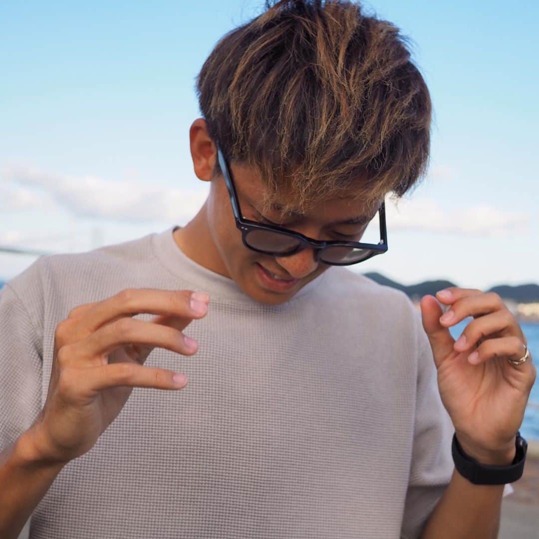 のインスタグラム：「僕が愛用させていただいてるサングラス @sabre_japan いつもありがとうございます！🕶 #sabre #sabreeyewear」