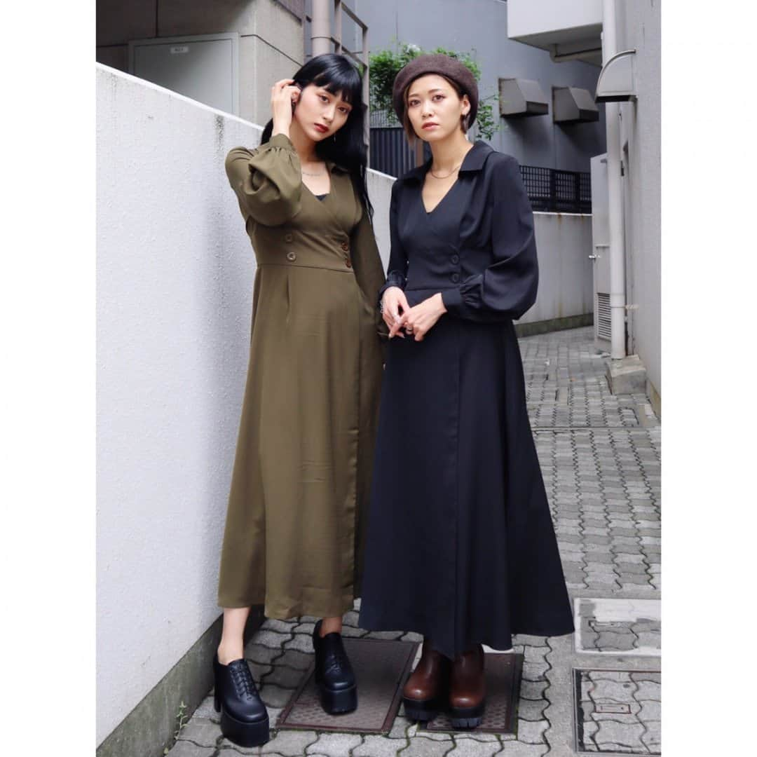 EMODA_LOOK BOOKさんのインスタグラム写真 - (EMODA_LOOK BOOKInstagram)「#MYSTYLEEMODA ㅤㅤ 2019 A/W SEASON CONCEPT -BLACK- ㅤㅤ ㅤㅤ ▼WEB Limited▼ ・CACHECOUER OPEN COLLAR SH OP ㅤㅤㅤ ㅤㅤㅤ 着用アイテムはTOPのURLからCHECK✈️ ㅤㅤ #EMODA #RUNWAYchannel @emoda_official」9月20日 20時30分 - emoda_snap