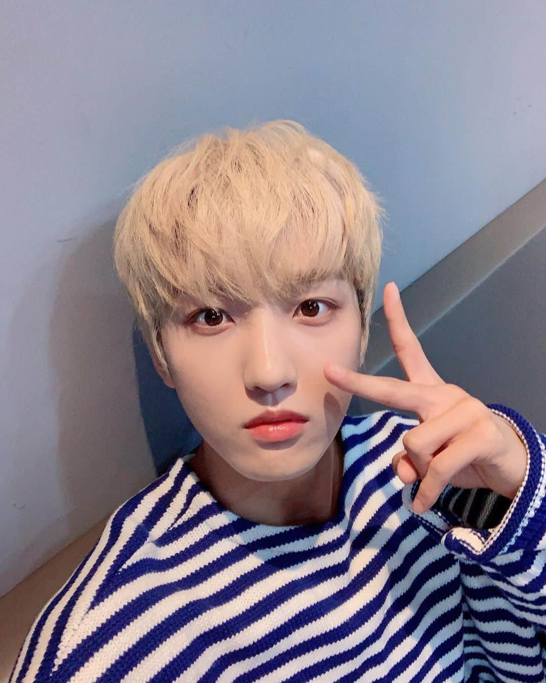 UP10TIONさんのインスタグラム写真 - (UP10TIONInstagram)「🐰 쁘이V 정색 ㅡㅡ  #업텐션 #UP10TION #선율 #SUNYOUL」9月20日 20時32分 - u10t_official