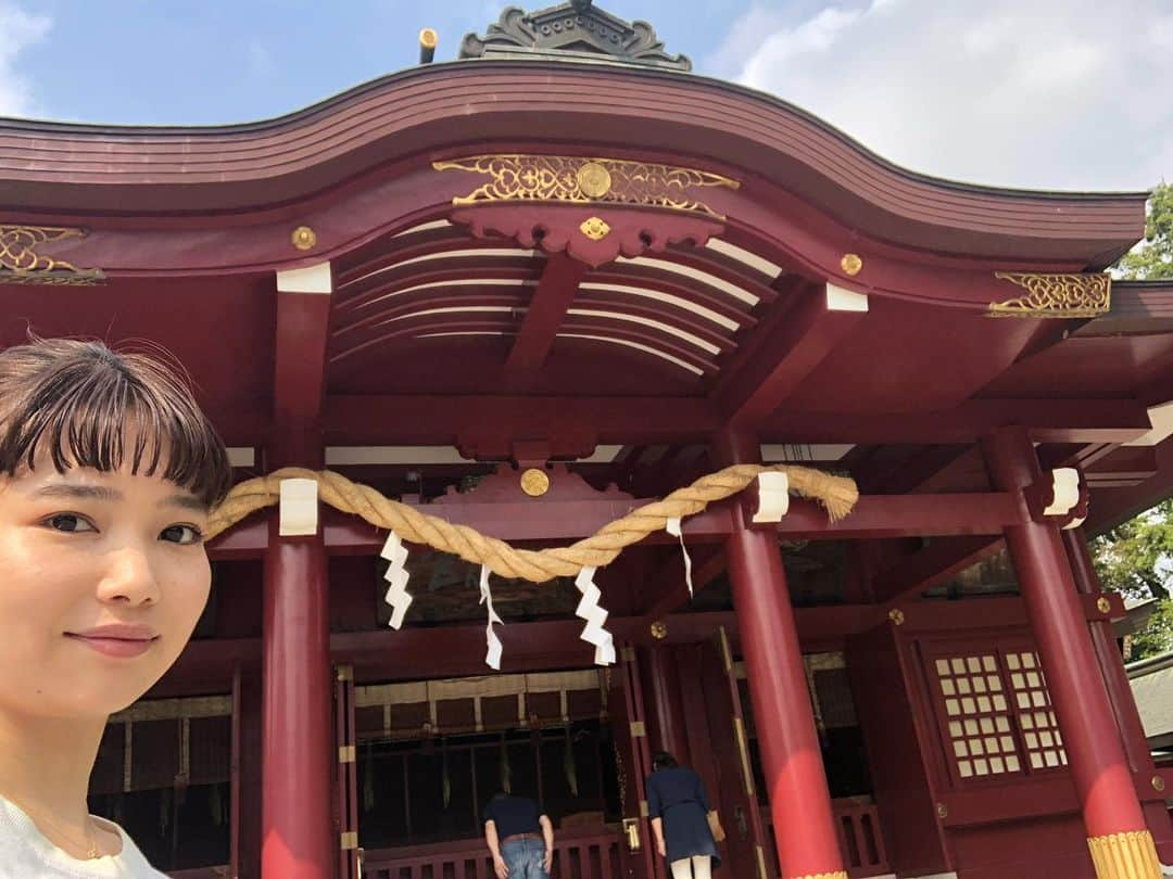 早川真生さんのインスタグラム写真 - (早川真生Instagram)「#笠間稲荷神社 うちの実家のお稲荷様はここから来てます🦊⛩ with ぱぱまま🙏 #御朱印#御朱印ガール#神社仏閣 #寺#神社#⛩ #instalike #instapic #instaphoto#l4l #like4like#follow#instagood」9月20日 20時52分 - hayakawa_mai