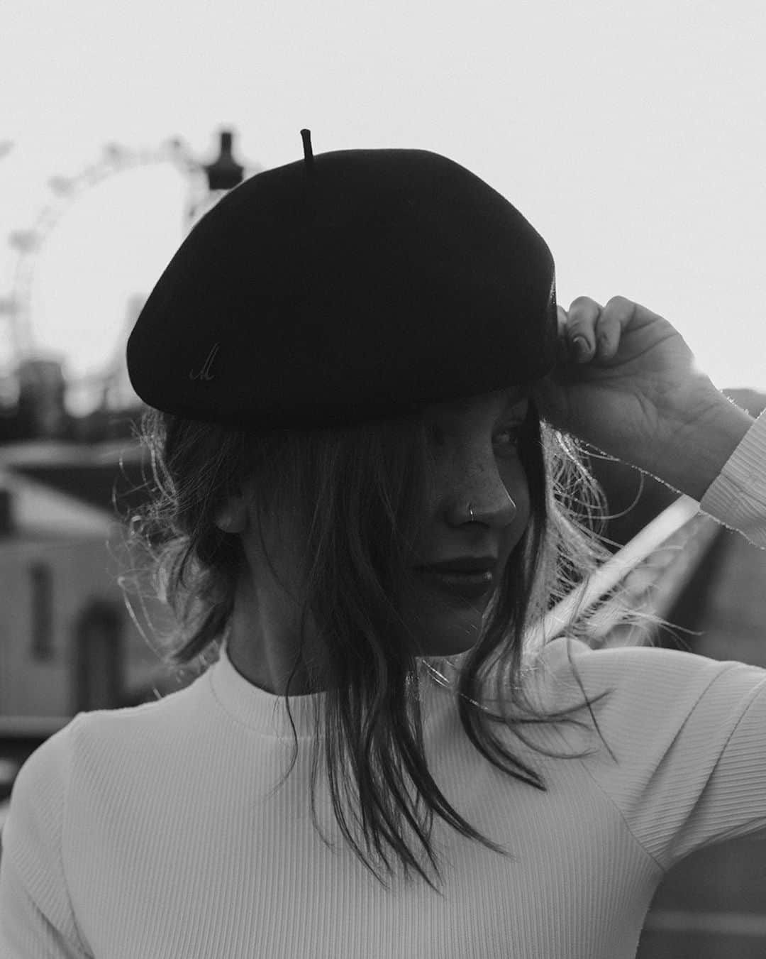 のインスタグラム：「Mühlbauer | #hatpeople ▪️ Lara wears LOLA - a beret in our new #superlight fur felt - the #beret can be shaped and dented in many #stylish ways. With Lola’s slightly #oversized looks it is perfect for ladies and really eccentric boys! #muhlbauer #mühlbauer #beretfashion」