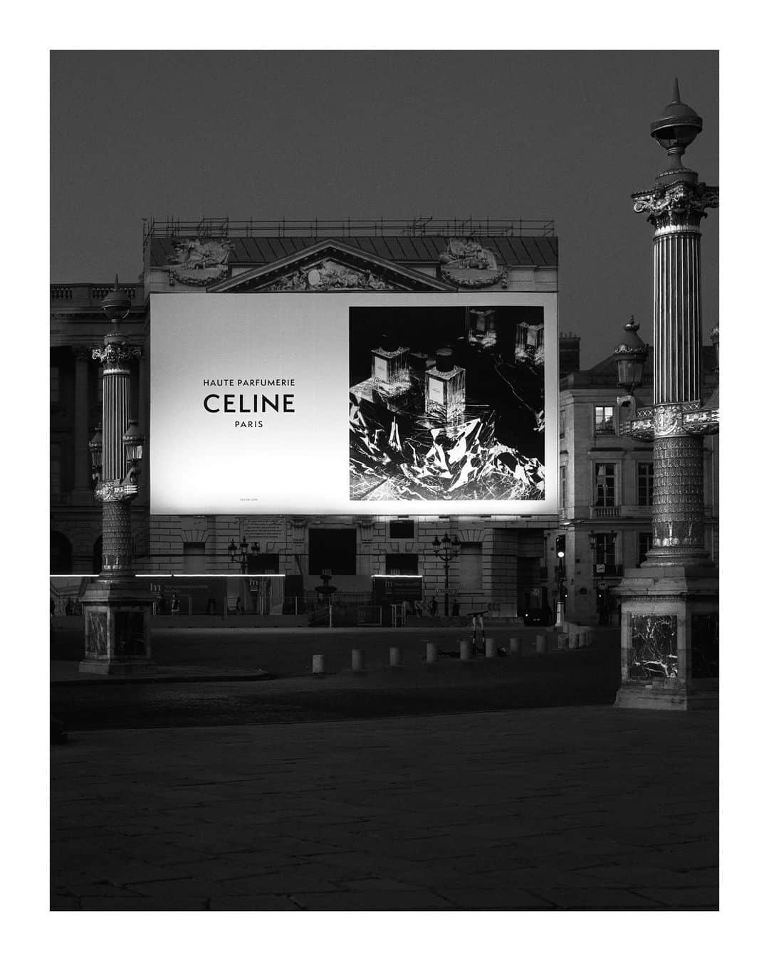 Celineさんのインスタグラム写真 - (CelineInstagram)「CELINE HAUTE PARFUMERIE  HÔTEL DE LA MARINE PLACE DE LA CONCORDE, PARIS SEPTEMBER 2019  #CELINEBYHEDISLIMANE #CELINEHAUTEPARFUMERIE」9月20日 21時46分 - celine
