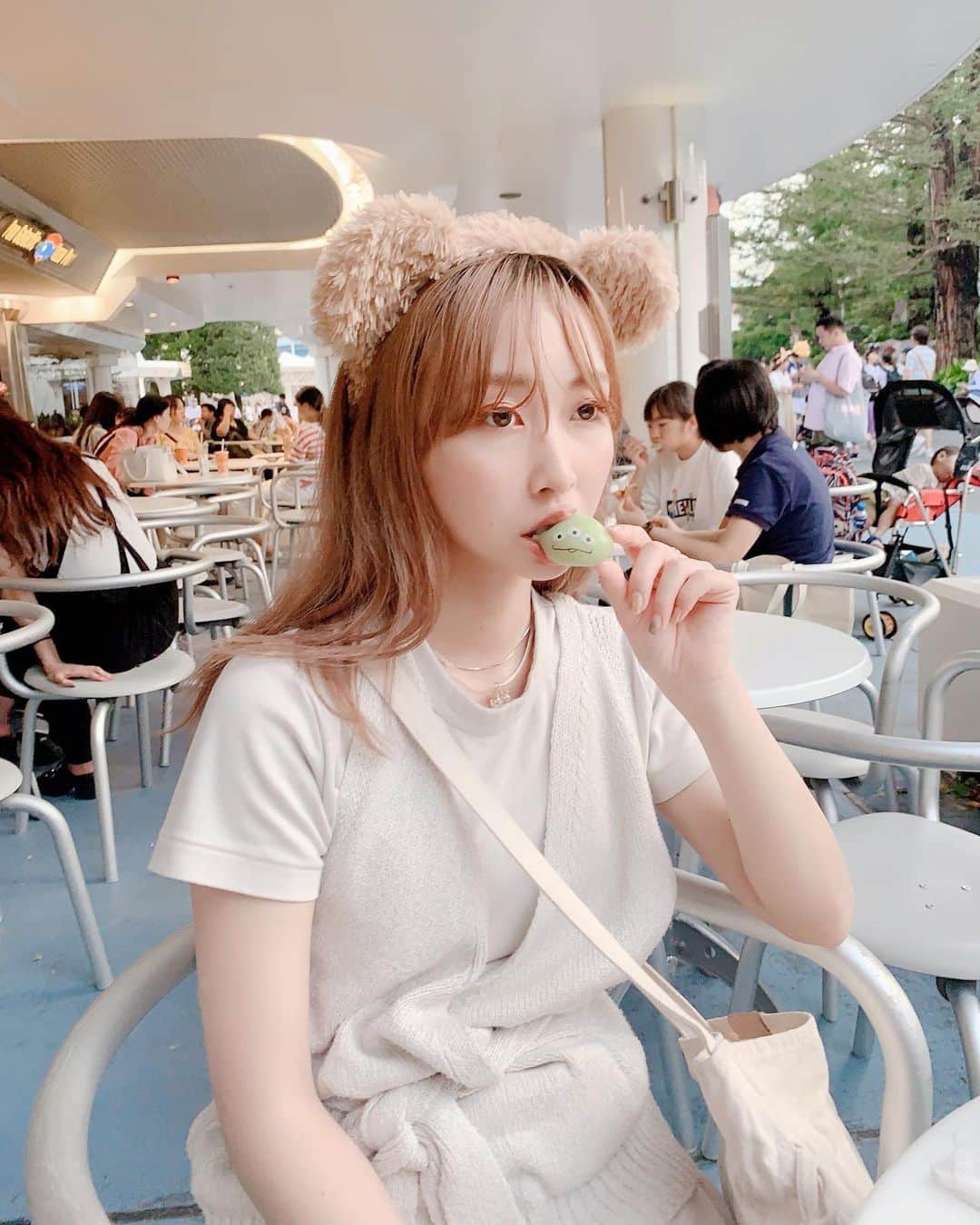 榊原伶奈のインスタグラム：「またまた時差投稿。 ディズニーランド行った🐭✨ . #ディズニーランド #Disney #disneyland #disneyhalloween」