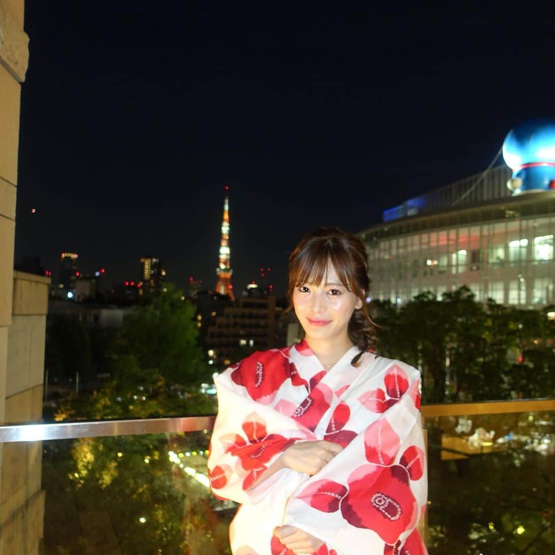 北出ゆいさんのインスタグラム写真 - (北出ゆいInstagram)「🗼🖤 #東京タワーみると #切なくなるっていうけど #本当に切なくなる #たくさんの人の夢詰まってる」9月20日 22時20分 - yuiyui_nstagram