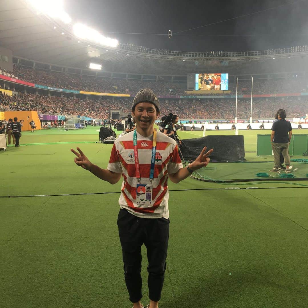 渡部建のインスタグラム：「やったー日本勝利！ボーナスポイントもゲット！  #RWC2019  #ラグビー #rugby #日本代表 #ワールドカップ #ロシア代表 #開幕戦」