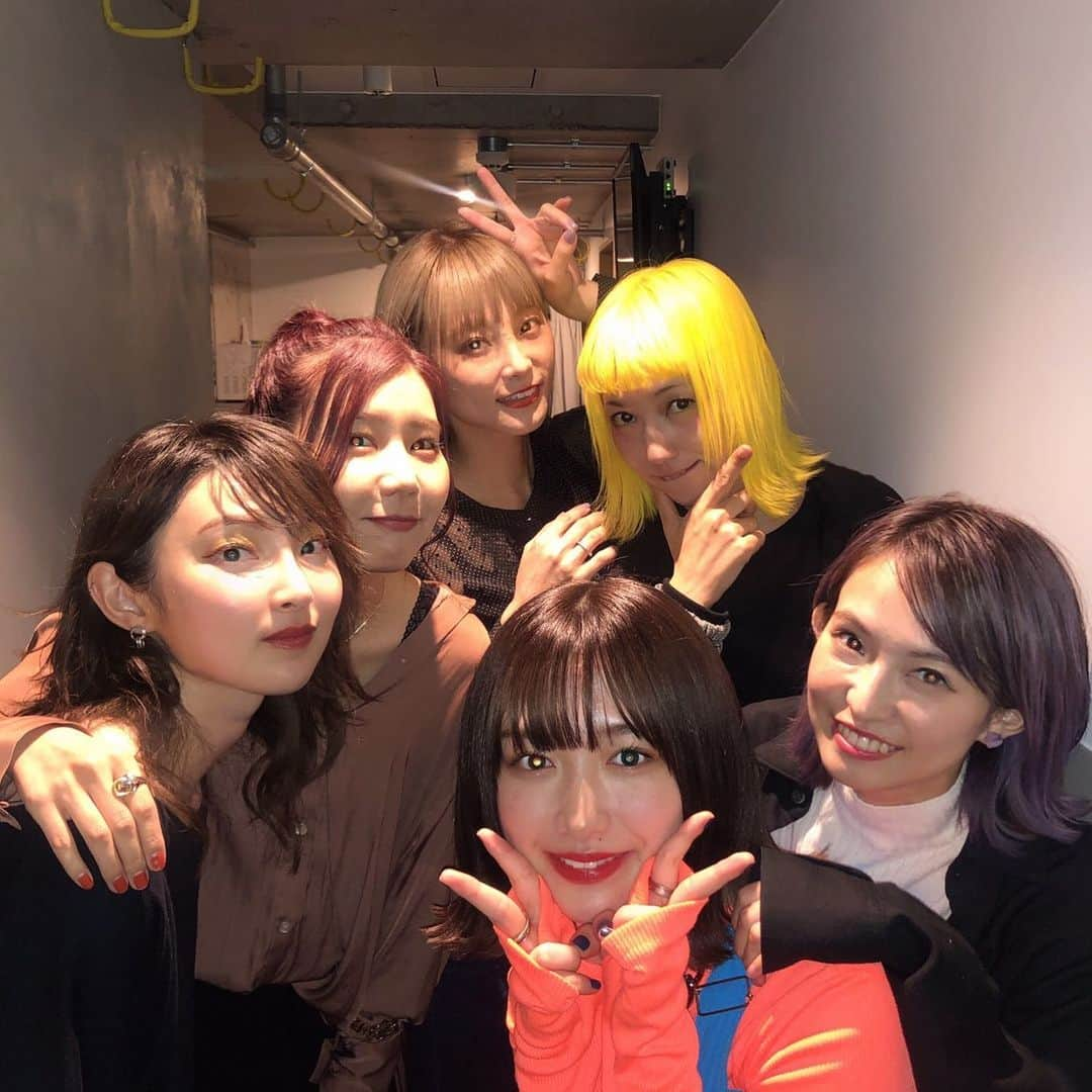 家入レオさんのインスタグラム写真 - (家入レオInstagram)「杮落としあざしたー @scandal_band_official @rinne1211 #scandal #吉田凜音」9月20日 22時39分 - leoieiri