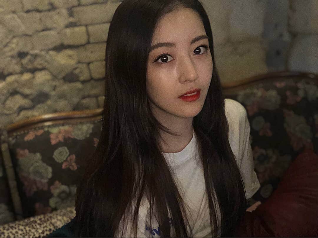 のインスタグラム：「오랜만입니다!」