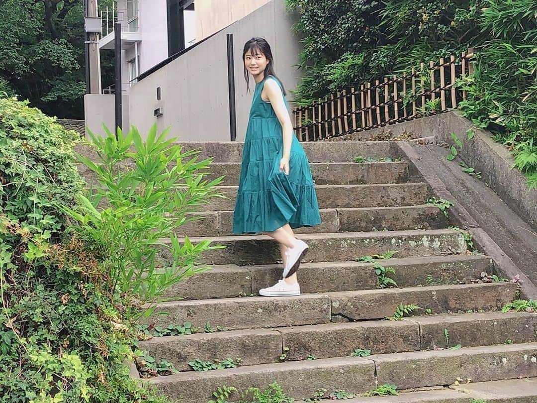 STU48さんのインスタグラム写真 - (STU48Instagram)「* 発売中の 『漫画アクション』 オフショット🌼 * #STU48 #瀧野由美子 #インスタ始めました  #TakinoYumiko #Instagram #漫画アクション #表紙 #巻頭グラビア  #発売中 #撮影オフショット #ワンピース #衣装」9月20日 22時54分 - stu48.official