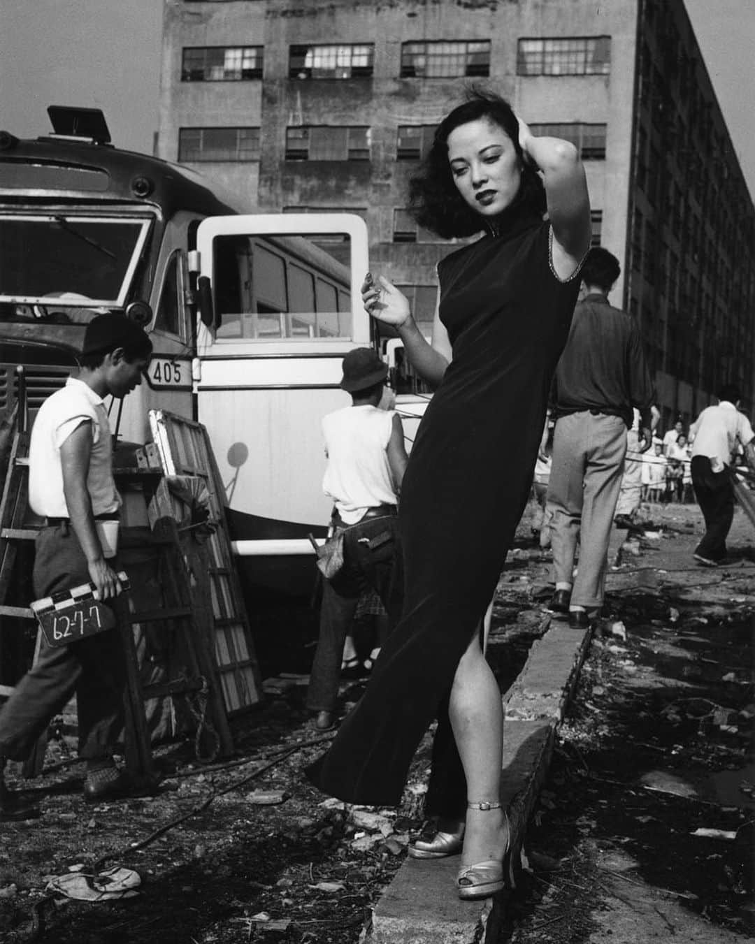 Meganさんのインスタグラム写真 - (MeganInstagram)「The actress Yoshiko Yamaguchi 〰 Ken Domon, 1952, Japan #yoshikoyamaguchi #kendomon」9月20日 23時18分 - zanzan_domus
