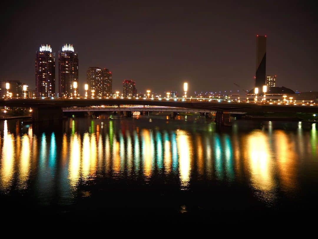 豊大槻さんのインスタグラム写真 - (豊大槻Instagram)「#tokyo  #canal  #odaiba  #nightscene  #東京  #夜景」9月20日 23時29分 - yutakachi