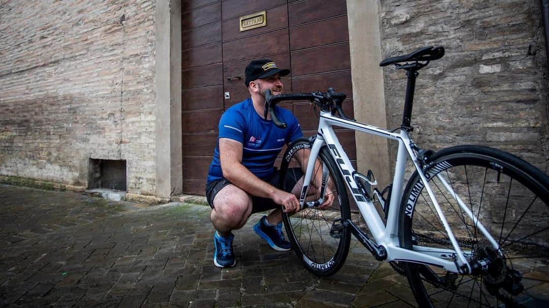 Fuji Bikesさんのインスタグラム写真 - (Fuji BikesInstagram)「Prepared for a big ride? ⁣ ⁣ Piotr Mróz keeps the MAT Atom Fuji SLs in top shape as Team Mechanic. The team is currently racing the Giro della Marche in Rosa. ⁣ ⁣ ⁣ 🚲: @mat.atom.team ⁣ 📸: @dkpcycling_life ⁣ ⁣ ⁣ ⁣ ⁣ #fujisl #fujibikes #morefunonafuji #roadcyclist」9月20日 23時35分 - fujibikes