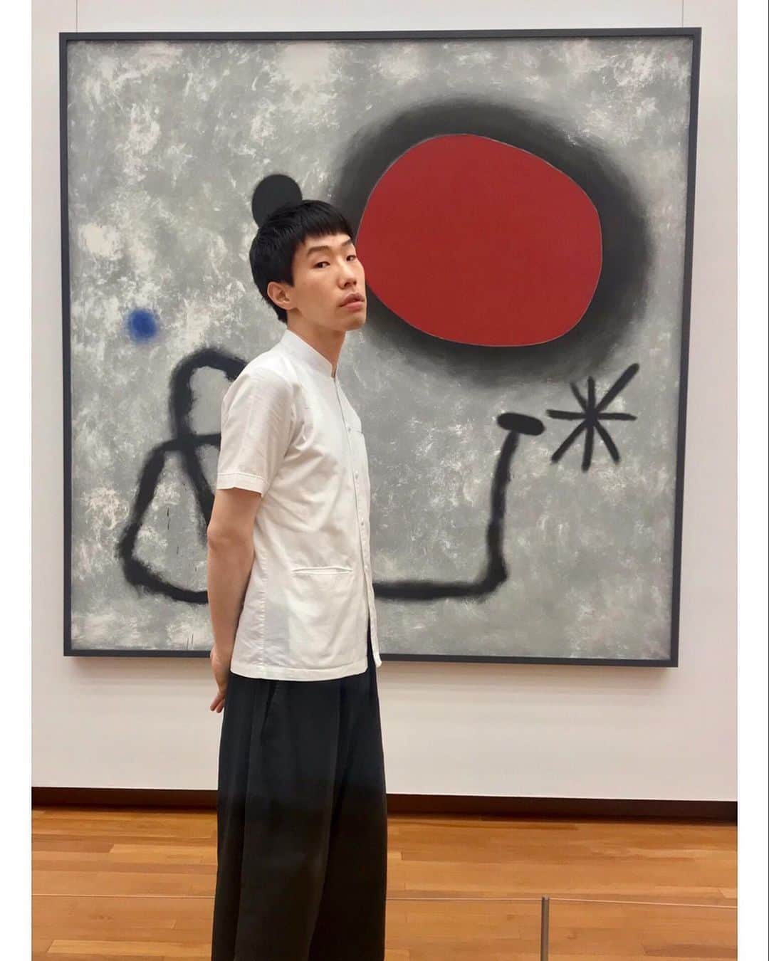 坂口涼太郎さんのインスタグラム写真 - (坂口涼太郎Instagram)「☀️🌏⭐️🌙🌌 #joanmiró #painting #ジョアンミロ #絵画」9月20日 23時35分 - ryotarosakaguchi