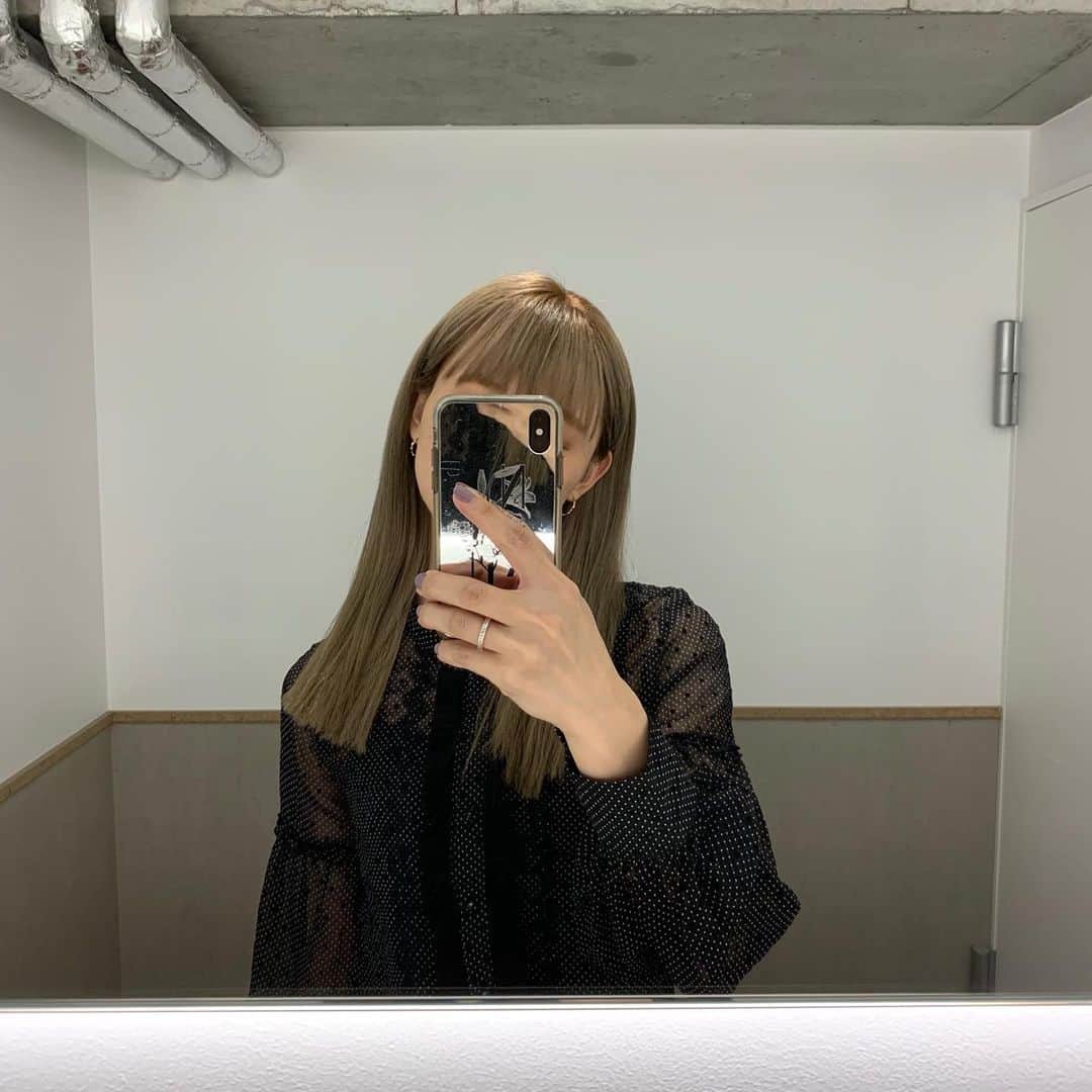 RINA（鈴木理菜）さんのインスタグラム写真 - (RINA（鈴木理菜）Instagram)「髪、15cm切った✂︎」9月20日 23時41分 - urarina821