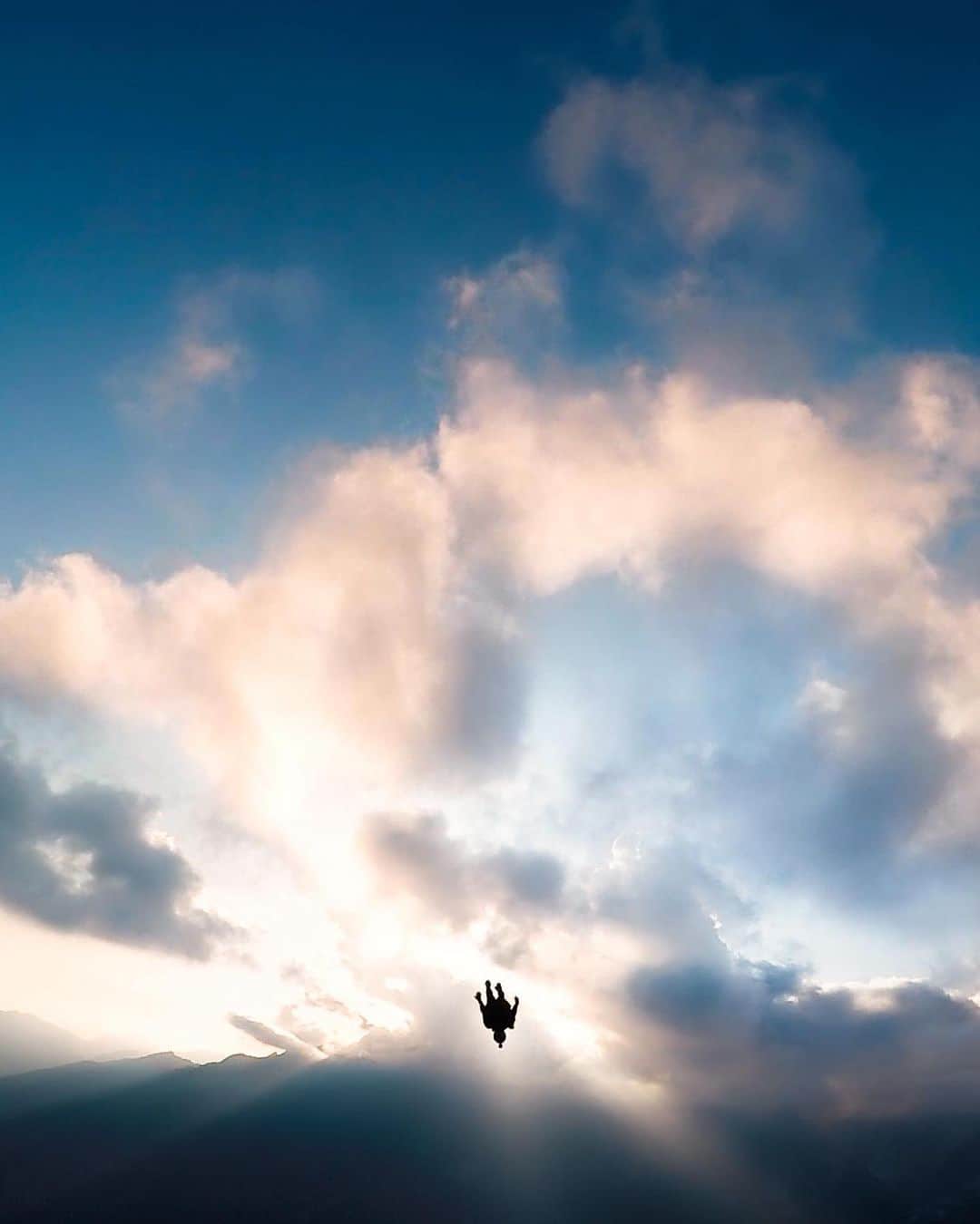 goproさんのインスタグラム写真 - (goproInstagram)「Photo of the Day: Solitude, #GoPro style. 📷@yairgallardo • • • Shot with #GoProHERO7 Black #Friday #Skydive #FromTheSkies #HumanFlight」9月20日 23時59分 - gopro