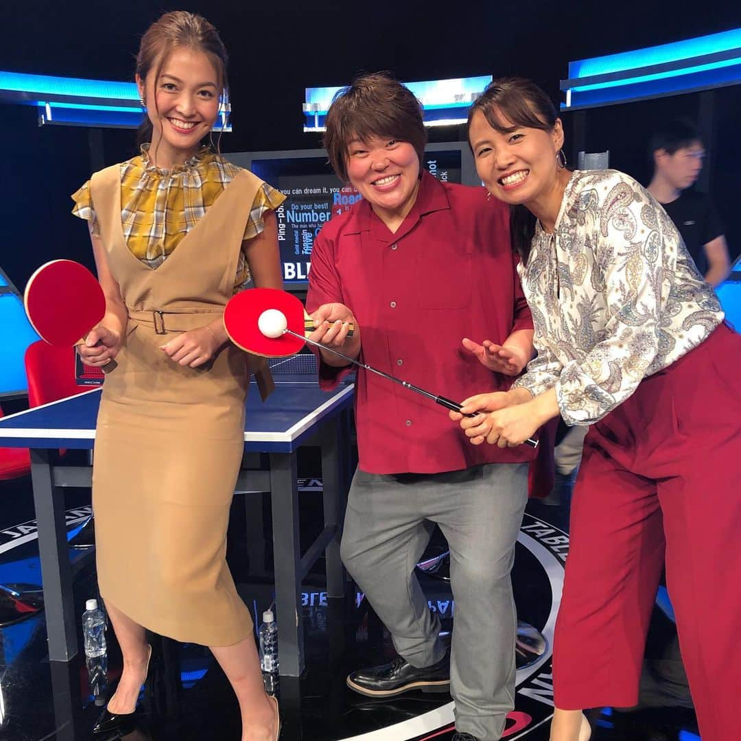 杉本美香さんのインスタグラム写真 - (杉本美香Instagram)「・ 卓球ジャパン🏓📺 9月21日（土） 22:00〜22:54 BSテレビ東京 ・ 卓球は好きやけど、細かいところはわからないって方は是非観てください📺🍌 ・ 卓球は奥が深い🏓 卓球は心理戦🏓 卓球は面白い🏓 ・ 同級生の平野早矢香ちゃんとの収録やったからリラックスして楽しめました🥰 ・ そして今回の衣装が好きすぎた🤩 MASAYAさんいつもワガママすみません😅 @stylistmasaya  またお願いします✨ ・ #BSテレ東 #卓球ジャパン #平野早矢香 ちゃん @sayakahirano0324  #卓球面白い #笑顔 #smile😊」9月20日 23時59分 - mika__sugimoto