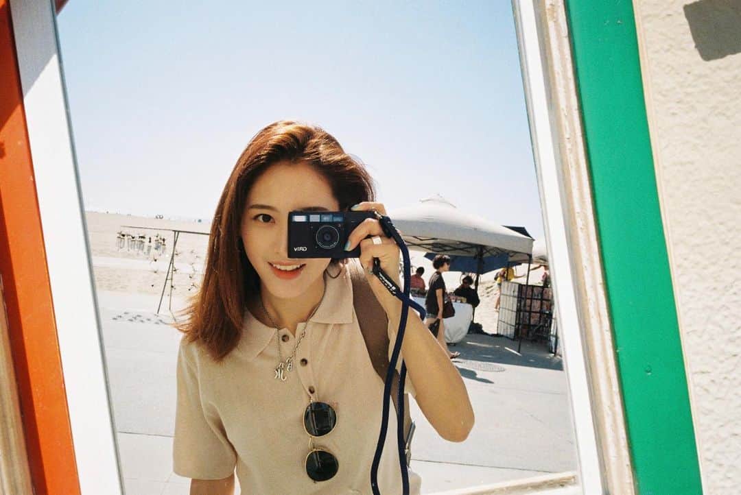 キム・ジェギョン さんのインスタグラム写真 - (キム・ジェギョン Instagram)「🌴지난LA필름현상완료📸 #광고모델 #analogJK」9月21日 0時11分 - _kimjaekyung_