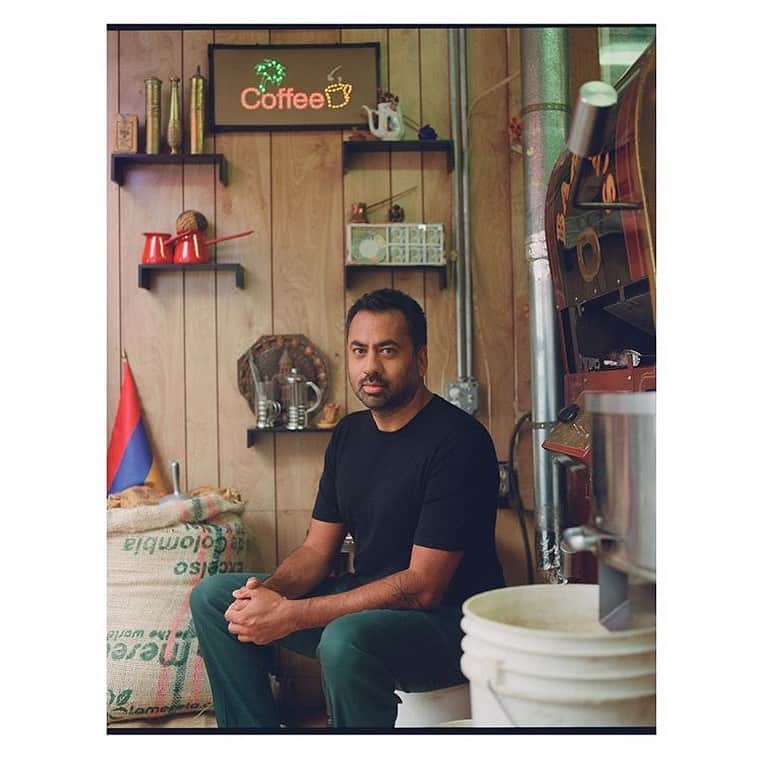 カル・ペンのインスタグラム：「6 days til we premiere @nbcsunnyside! Thanks to @mirandabarnes and her awesome team, @doll.pop @britbritbritbrit and our crew. Outtake from a piece in this Sunday’s @nytimes. Tune in 9/26 9:30pm on @NBC!」