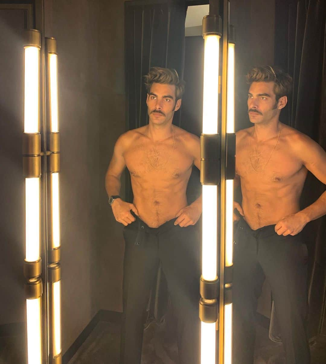 ジョン・コルタジャレナさんのインスタグラム写真 - (ジョン・コルタジャレナInstagram)「Fittings」9月21日 2時42分 - jonkortajarena