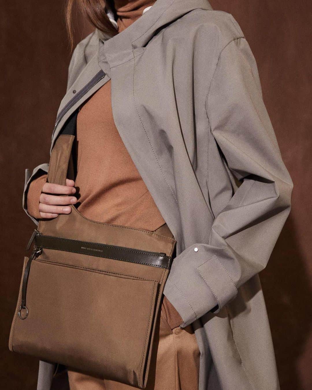 ウォントのインスタグラム：「Meet Reagan & Kurtz⁠—streamlined & utilitarian for hands-free living. #wantlesessentiels #aw19 #linkinbio #WorldofWANT #newarrivals」