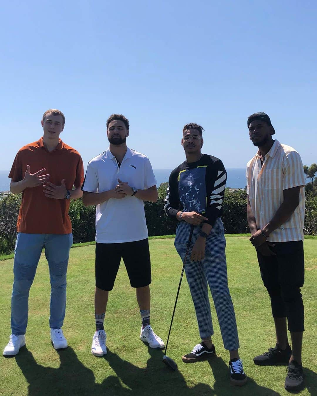 ゴールデンステート・ウォリアーズさんのインスタグラム写真 - (ゴールデンステート・ウォリアーズInstagram)「‪Ballers take to the green 🏌️ ‬」9月21日 5時55分 - warriors