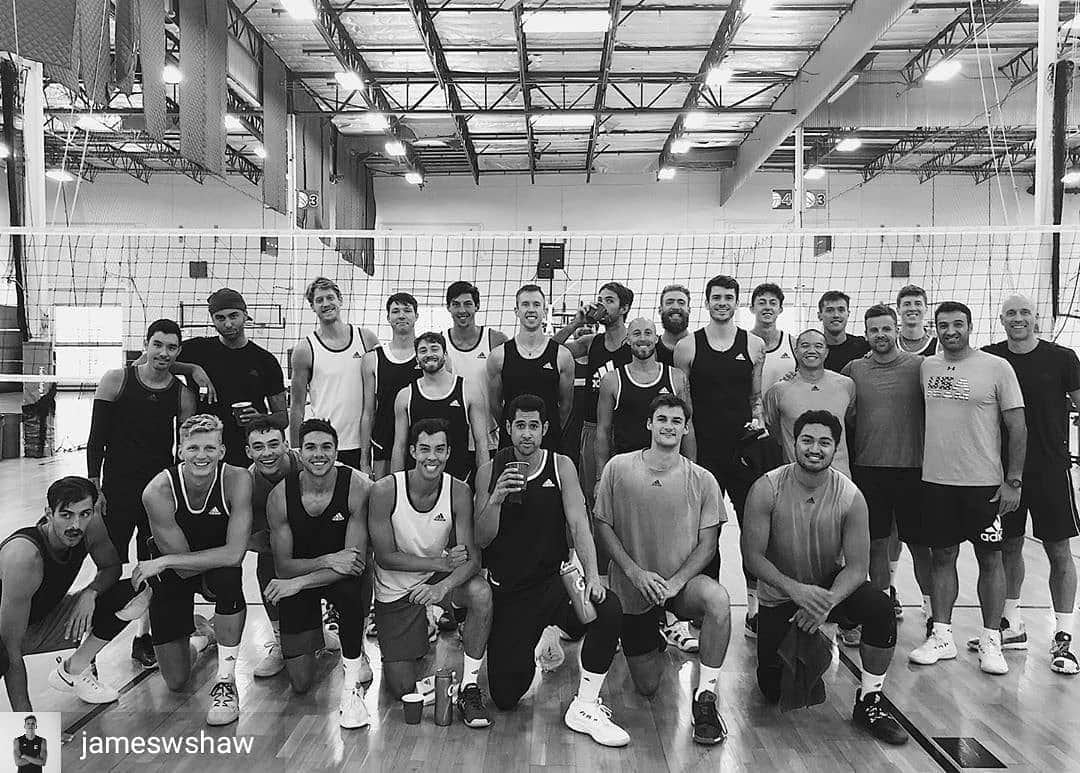 USA Volleyballさんのインスタグラム写真 - (USA VolleyballInstagram)「The MNT is almost ready to leave for Japan and #fivbworldcup! --- Reposted @jameswshaw Another great summer of work together at the ASC in the rearview. Time to go shine at the World Cup.」9月21日 6時46分 - usavolleyball