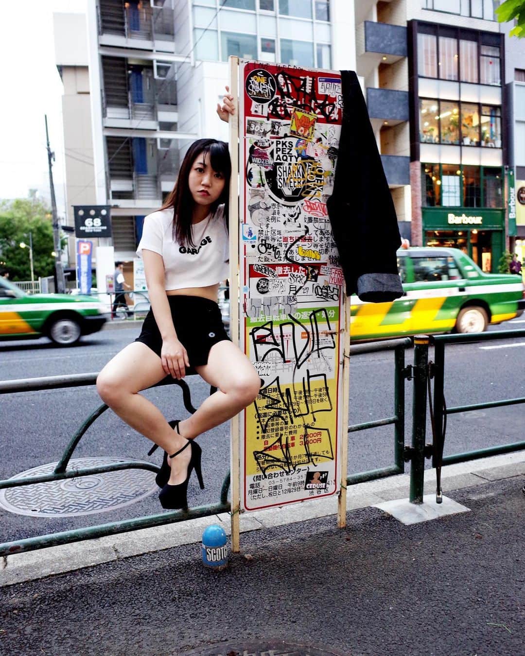のインスタグラム：「. . . 本日は中日美容専門学校でオープンキャンパス、ヤバコレサロンによるヘアショーです🍣高校生の皆様是非！！ . . photo..トヲル（@toworu55） model..saki (@sa.ki12.28 ) . . #東京モデル #gr_meet_japan」