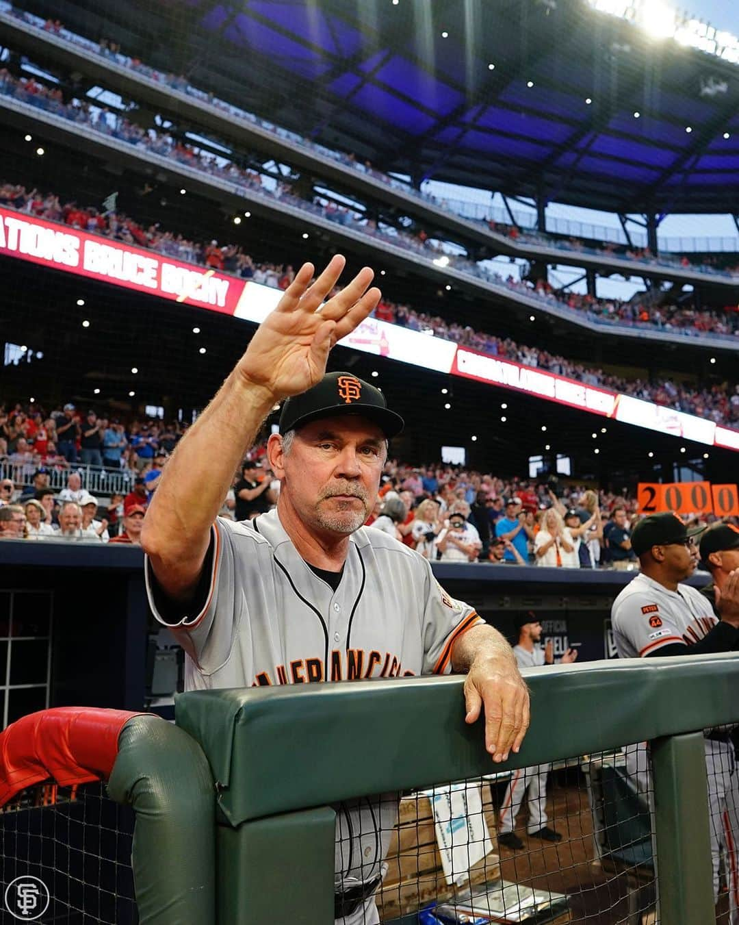 サンフランシスコ・ジャイアンツさんのインスタグラム写真 - (サンフランシスコ・ジャイアンツInstagram)「The #ThankYouBoch tour continues: Atlanta edition. Thank you, @braves. #SFGiants」9月21日 9時00分 - sfgiants