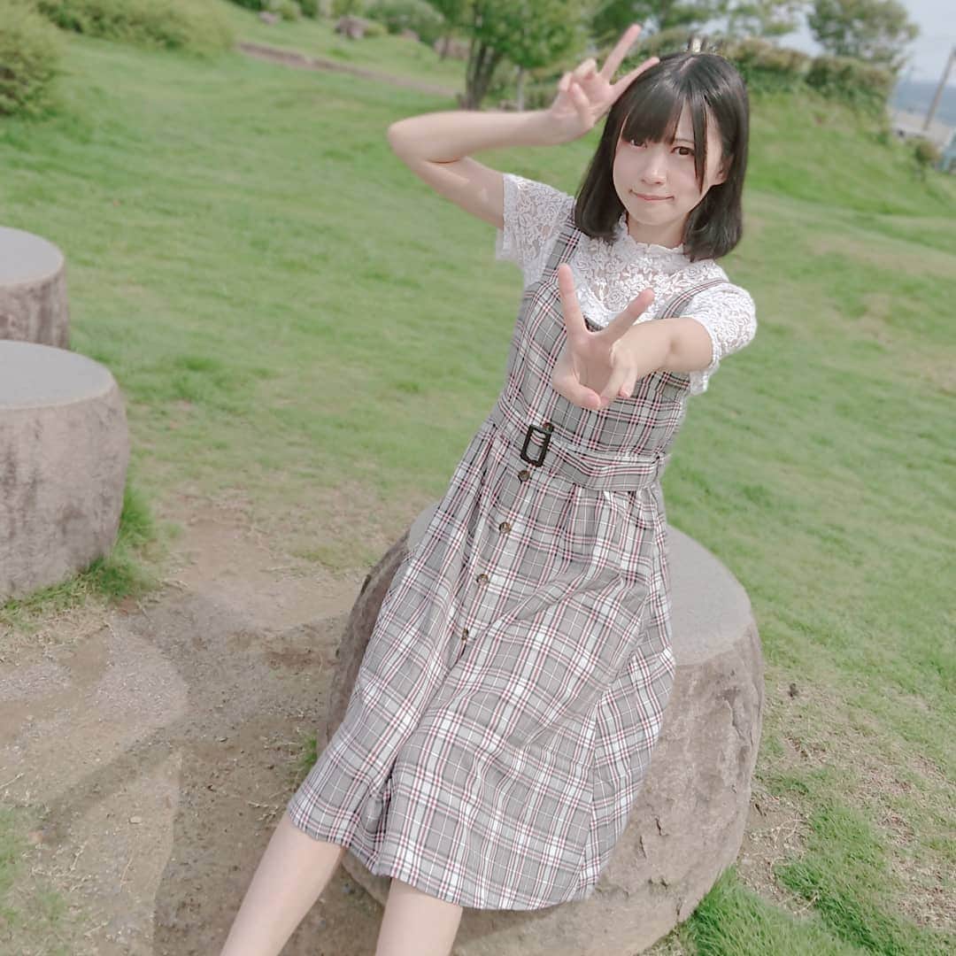 空野青空のインスタグラム：「. . おはよっ！🐔🐣☀ . . 最近やっと髪が伸びてきた感ある🐼◎ミディアムくらいにしたくて育毛ちゅ。伸びろ伸びろ〜∩(ﾟ∇ﾟ∩)✨ . . . #あおべべ #GRL #育毛 #ミディアムヘア #ミディアムボブ #目指せ #チェック柄コーデ #チェック柄ワンピース #aonyan #aoneko #あおにゃん #空野青空 #幸薄顔ちゃん #初号機ボディ #おはようございます」