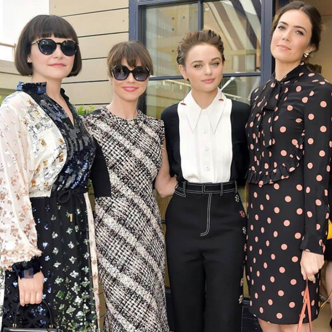 ジョーイ・キングさんのインスタグラム写真 - (ジョーイ・キングInstagram)「Let’s kick off this Emmy Weekend with some cool ladies!!!! what a fun afternoon 🥰Now let’s go to some more festivities tonight shall we?」9月21日 9時31分 - joeyking