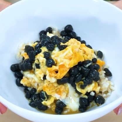 サムギョプサル和田のインスタグラム：「夏の思い出②タピオカの卵とじ丼.  #タピオカ」