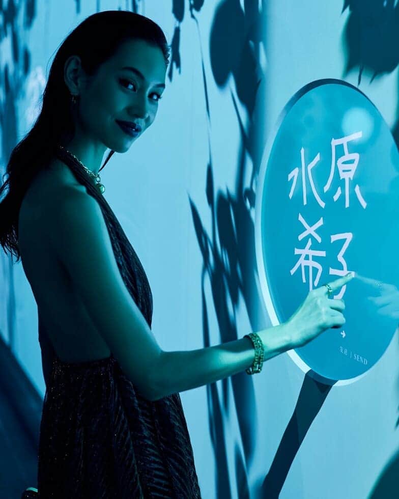 Kiko Mizuhara Fanstagramさんのインスタグラム写真 - (Kiko Mizuhara FanstagramInstagram)「TIFFANY❤❤❤ #VisionaryTiffany  #Shanghai  #水原希子 #kikomizuhara  #i_am_kiko  weibo 水原希子工作室」9月21日 13時25分 - k_i_k_o_x_