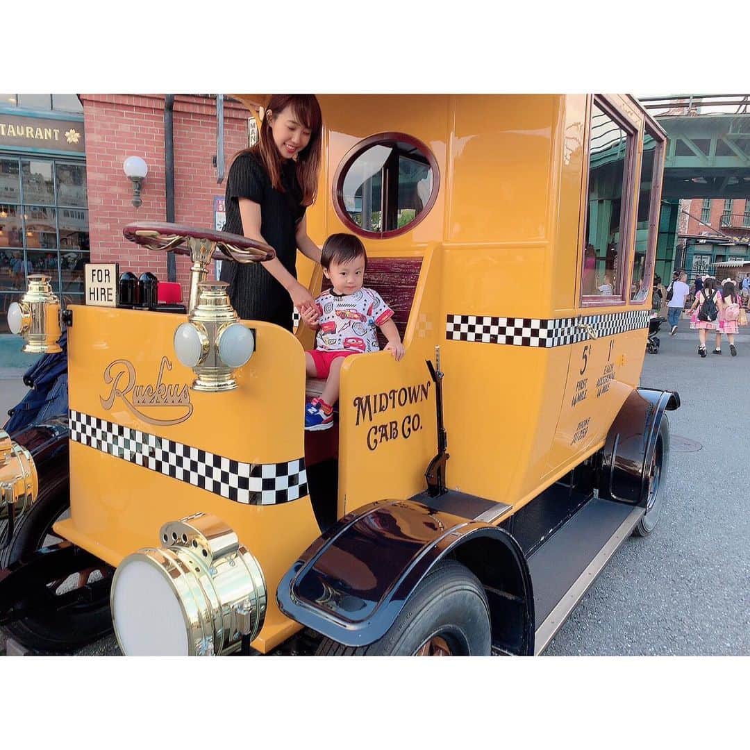川崎希さんのインスタグラム写真 - (川崎希Instagram)「ディズニーシーの車🚖🌟🌟🌟 #disneysea」9月21日 13時31分 - kawasakinozomi