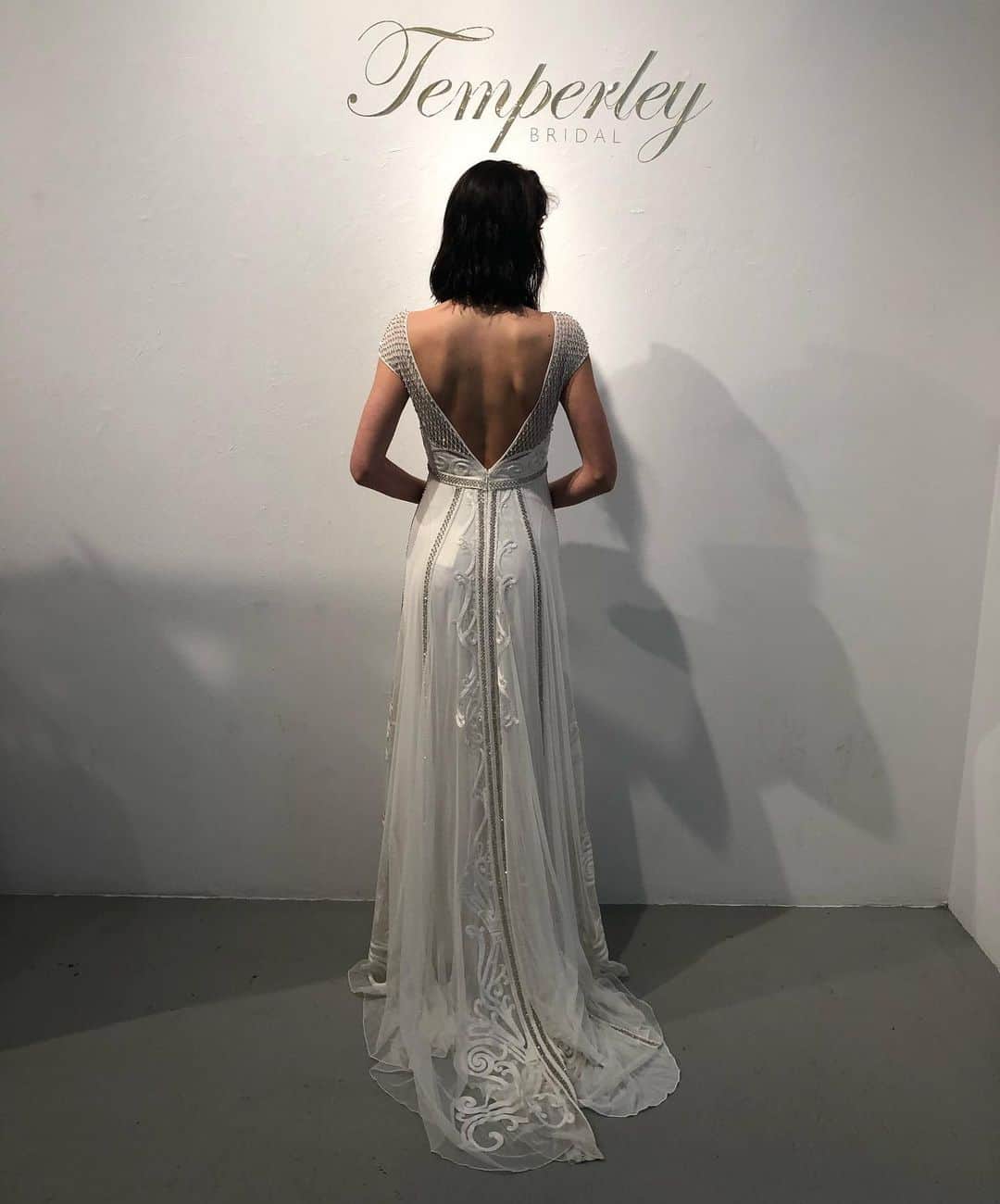 NOVARESE Dress Officialのインスタグラム