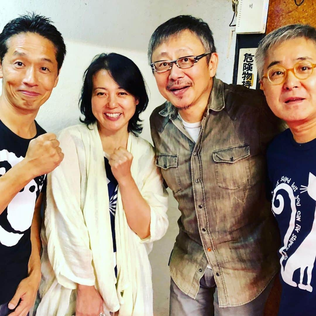 松尾貴史さんのインスタグラム写真 - (松尾貴史Instagram)「大森プロデュース「更地15」観劇。  スズナリ連日満員御礼でも当日券は10席ほど用意してあるとか。  毎度、面白いなぁ、これは値打ちがあるよ。  #東野ひろあき さん、#誰そ彼 杉田かおる さんと並んで拝見。  #大森ヒロシ #山口良一 #田中真弓  #竹内都子 #天宮良 #近江谷太朗 #弘中麻紀 #横山清崇 #森内翔大 #神田朝香 #松尾貴史 #ごらく亭 #落語」9月21日 16時50分 - kitsch.matsuo