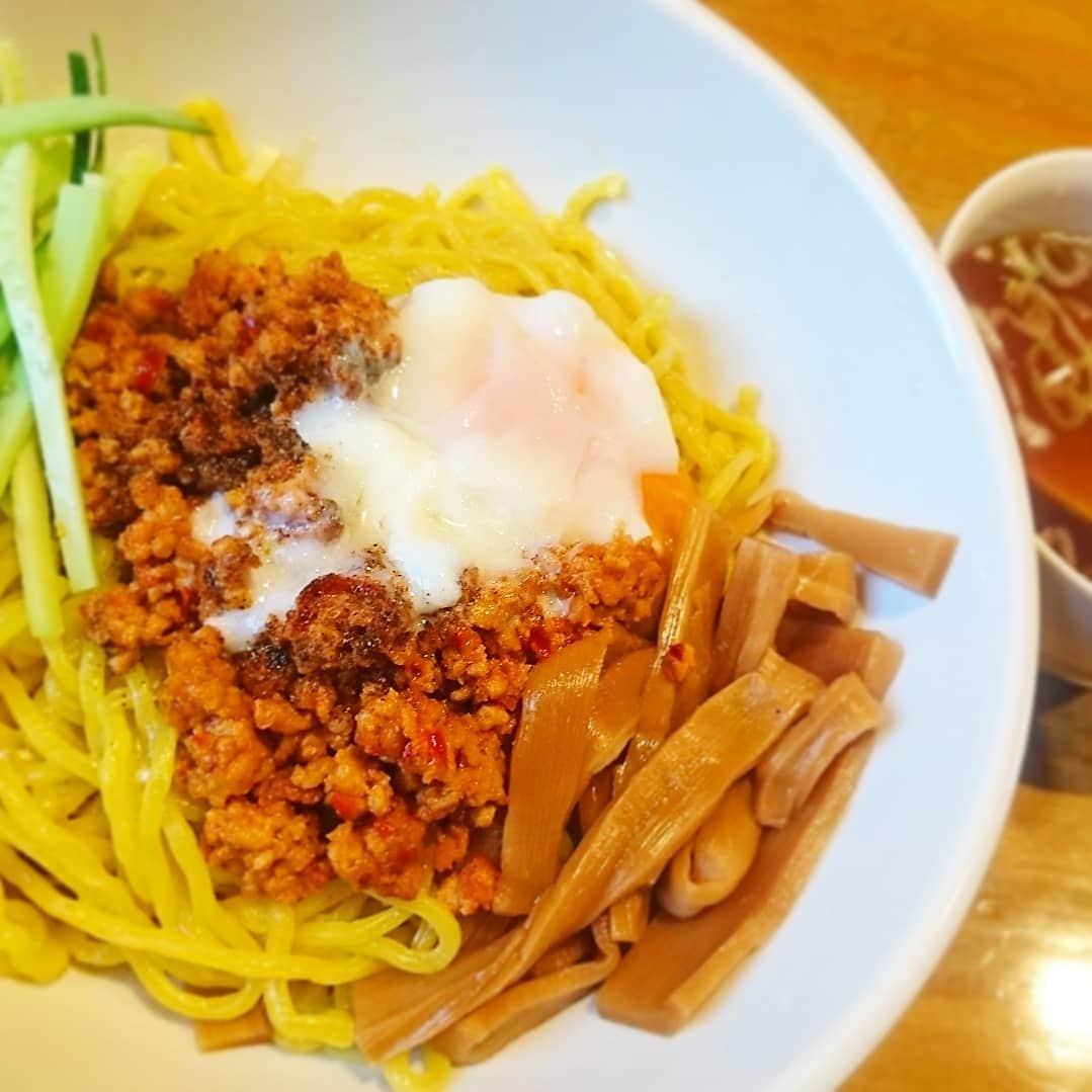 新山大のグルメインスタ